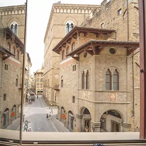 Repubblica 2*, Florence Italy